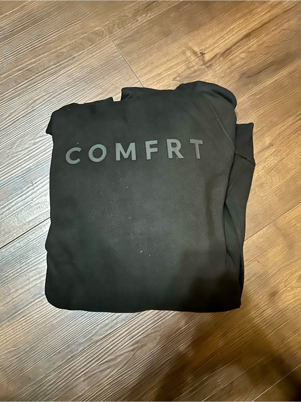 Comfrt NWT Tranquil Hoodie in Obsidian